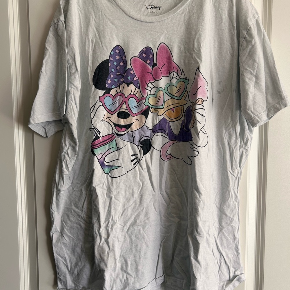 Vintage Disney Minnie & Daisy Heart Sunglasses Tee - White